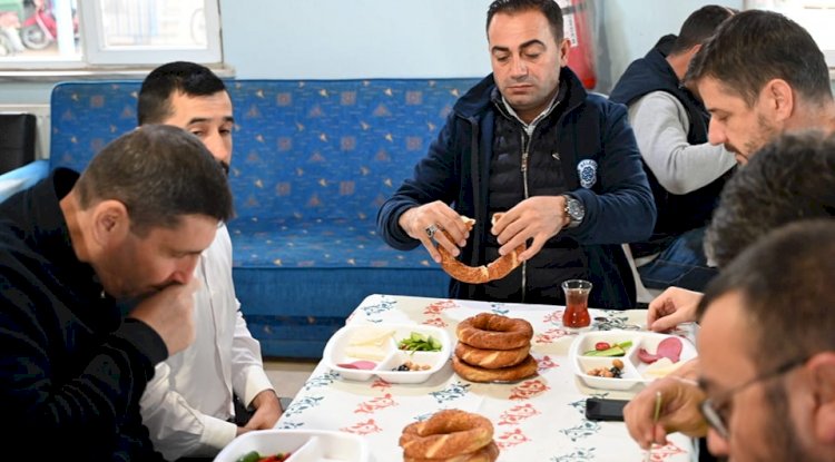 Personel ile birlikte kahvaltı yaptı (19.10.2022)