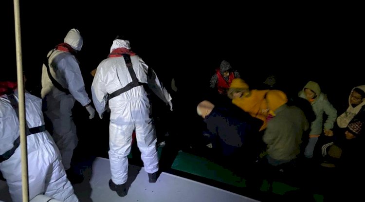 75 düzensiz göçmen kurtarıldı