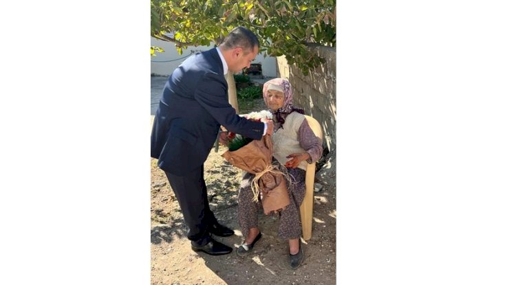 Cumhuriyet ile aynı yaşta