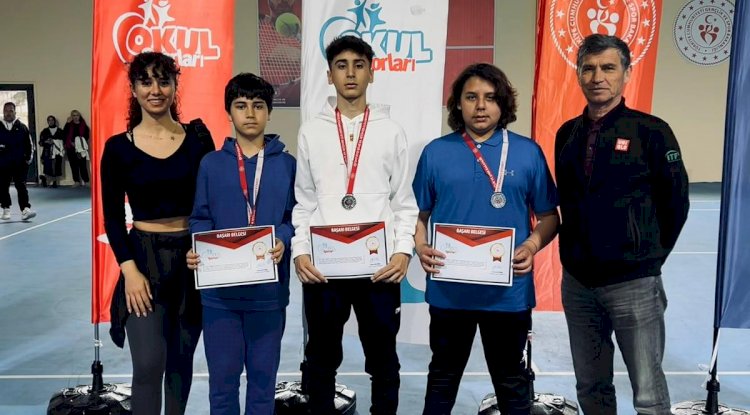 İSTEK 1915 Çanakkale Okulları İkinci Oldu