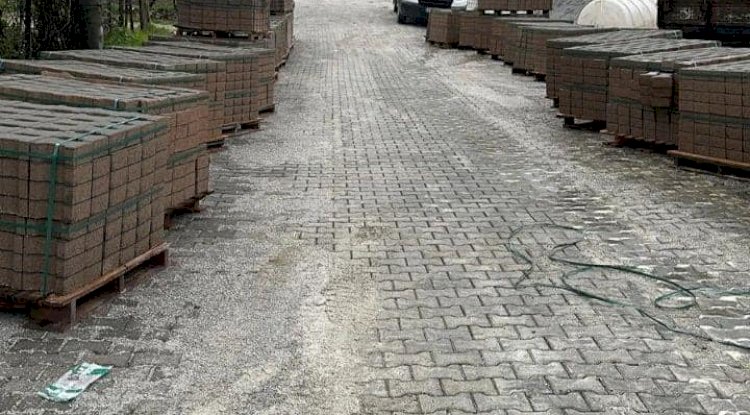 Karadoru Köyü Yollarına Taş Döşeniyor