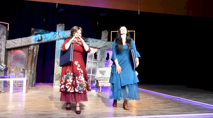 Tiyatro oyunu beğeni topladı