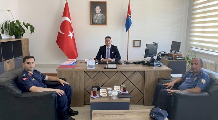 Kaymakam Göktaş, İlçe Jandarma Komutanını Ziyaret Etti