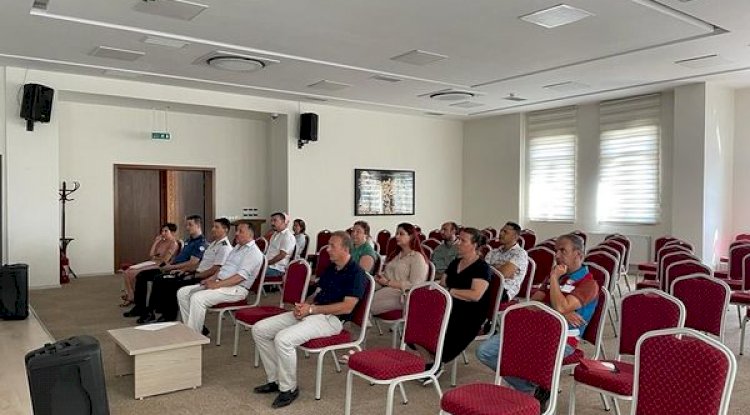 Eceabat’ta hayat boyu öğrenme toplantısı yapıldı