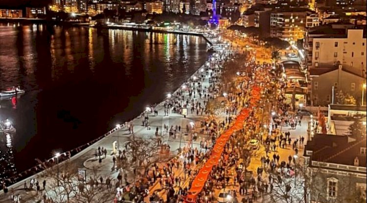 ZAFERİN 109.YIL DÖNÜMÜ FENER ALAYI İLE AYDINLANDI