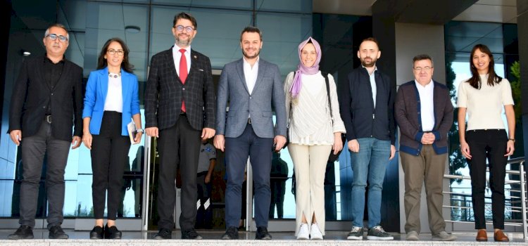 ÇOMÜ VE UEDAŞ bir araya gelerek projeleri görüştü