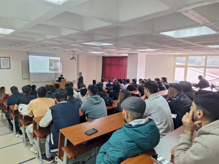 Çan MYO’da öğrencilere seminer