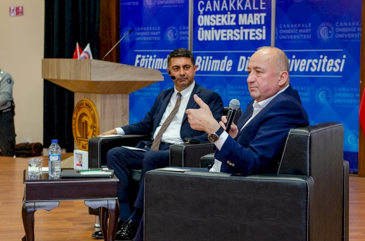 Ayhan Gider gençlerle bir araya geldi