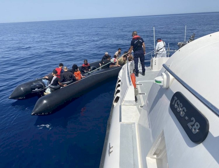 56 kaçak göçmen kurtarıldı